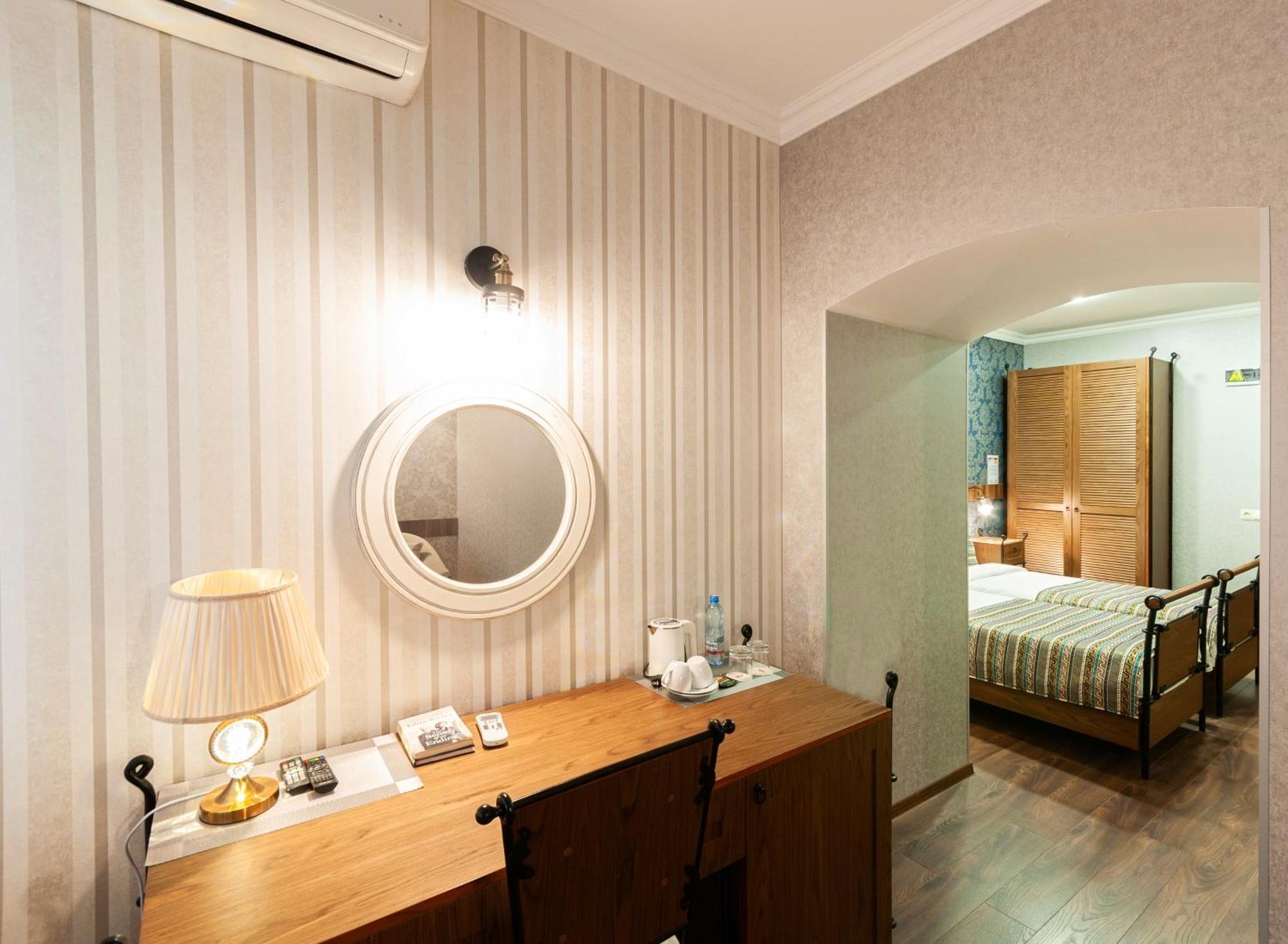 Wine Story Hotel & Club Тбилиси Екстериор снимка