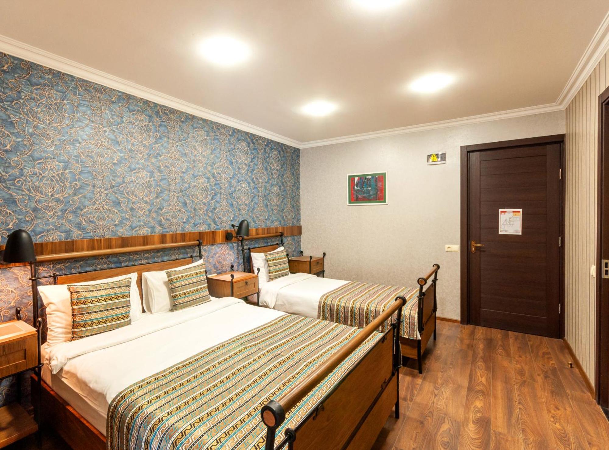 Wine Story Hotel & Club Тбилиси Екстериор снимка