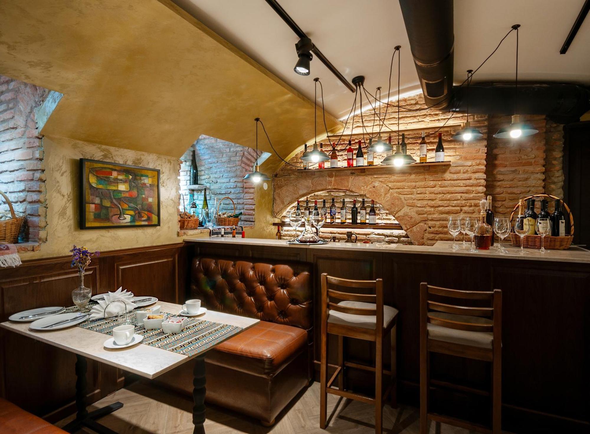 Wine Story Hotel & Club Тбилиси Екстериор снимка