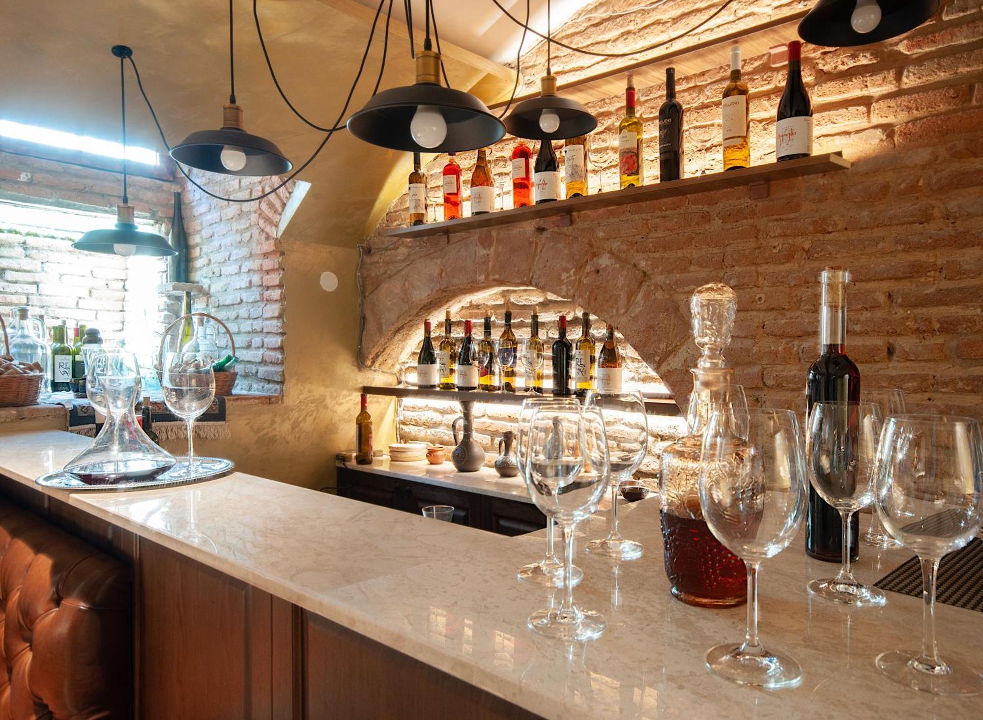 Wine Story Hotel & Club Тбилиси Екстериор снимка