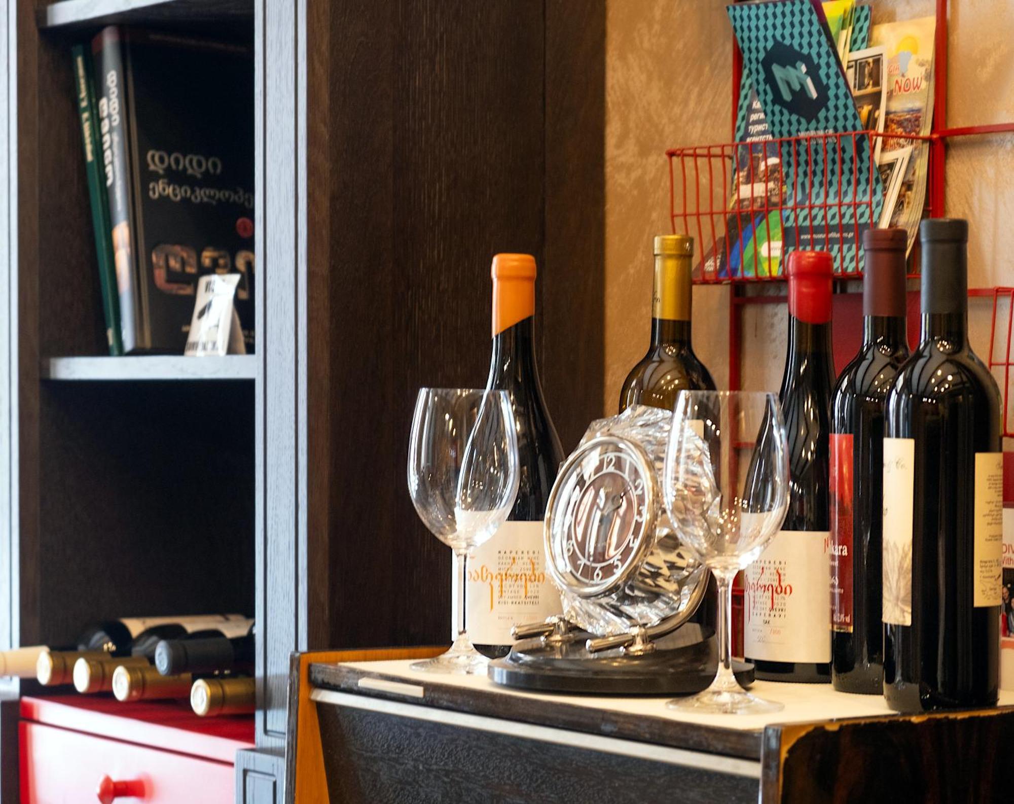 Wine Story Hotel & Club Тбилиси Екстериор снимка