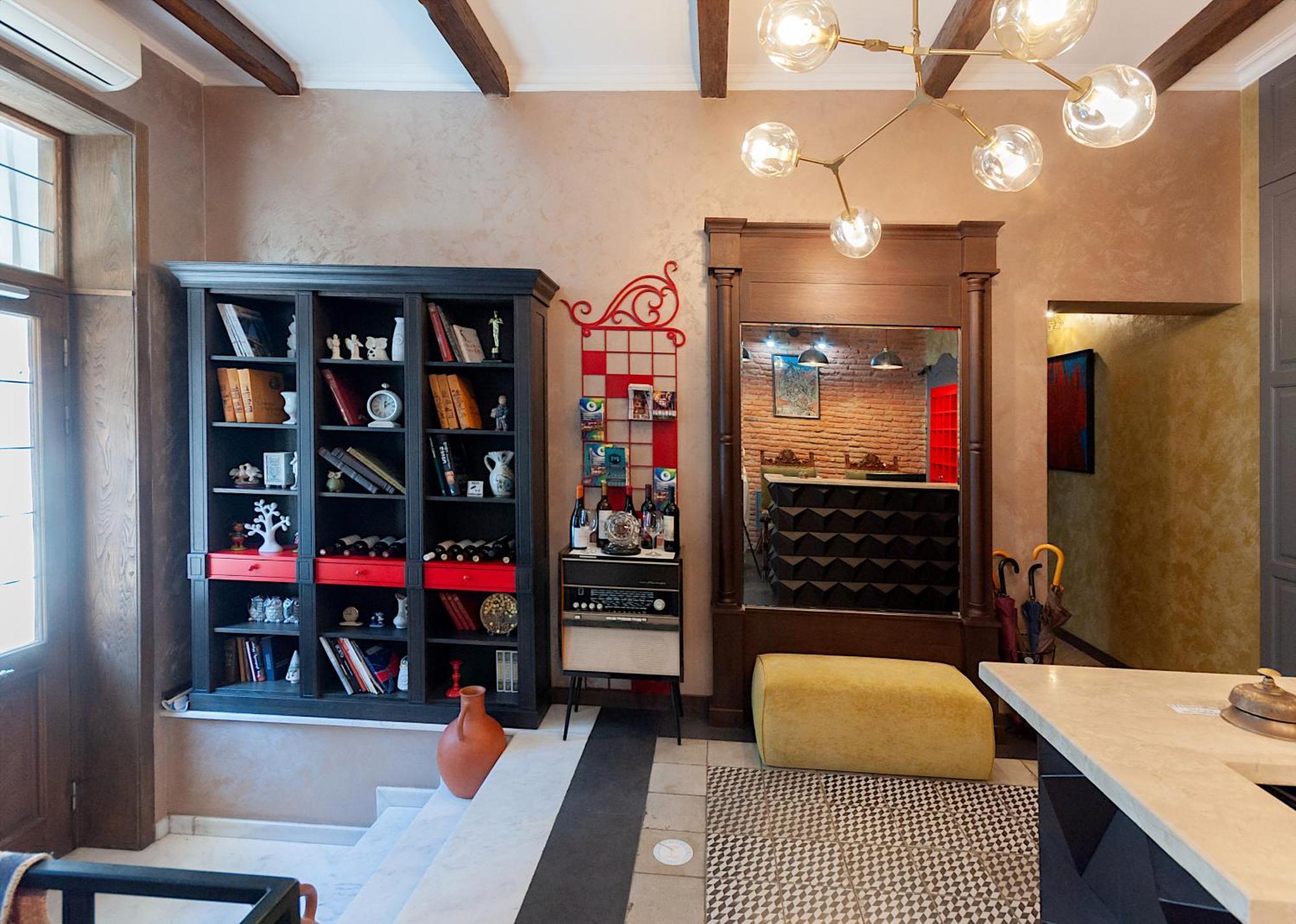 Wine Story Hotel & Club Тбилиси Екстериор снимка